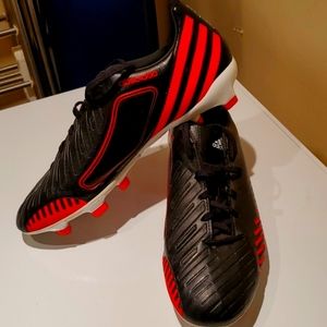 Adidas soccer shoes unisex